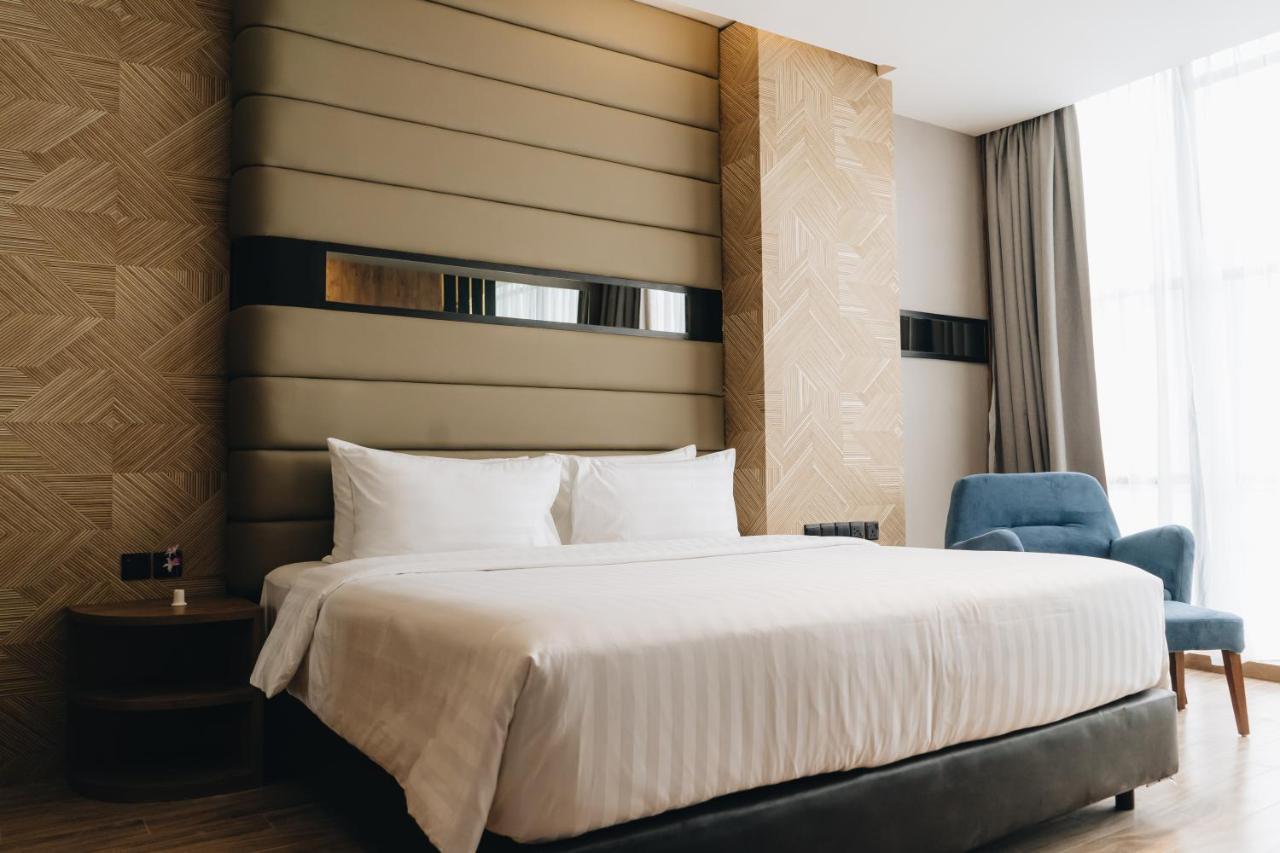 Hotel Grand Premier 4*